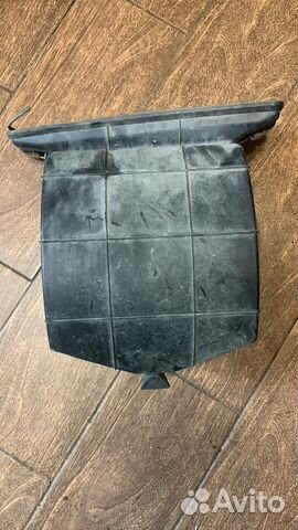 Корпус отопителя под капотом УАЗ Патриот