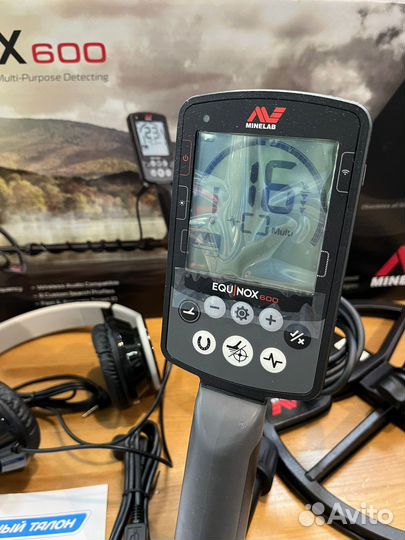 Металлоискатель Minelab Equinox