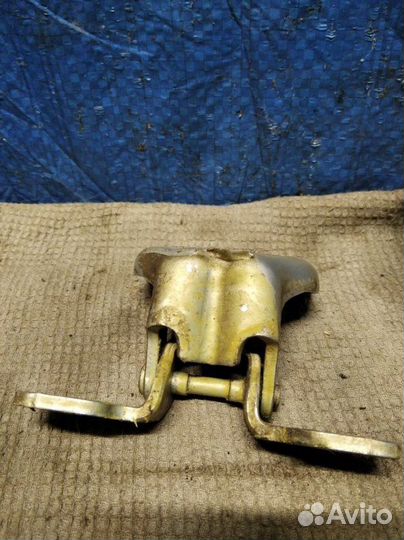 Петля двери задняя левая Renault Logan 2 L8 2014