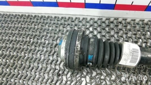 Привод передний правый seat toledo 3 (83K10N101)