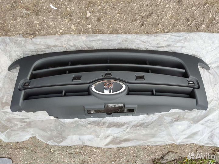 Решетка радиатора на гранту