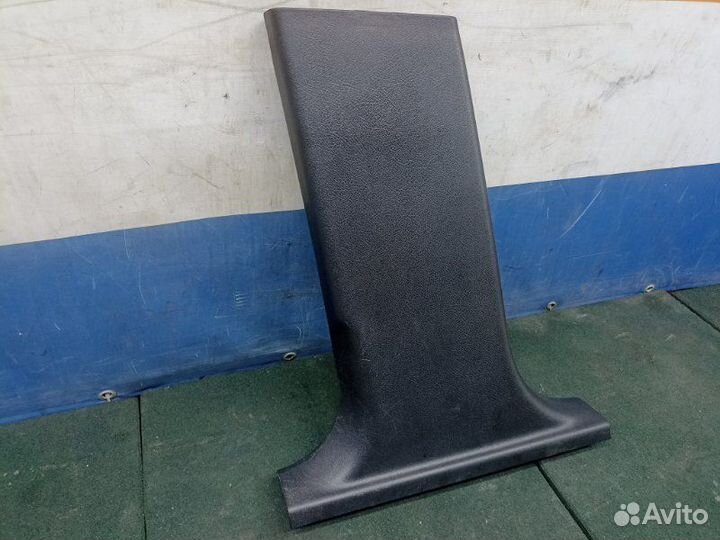 Обшивка стойки передняя левая Audi A6 4F2 3.0 BBJ