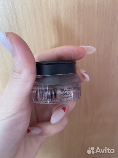 Помадка для бровей