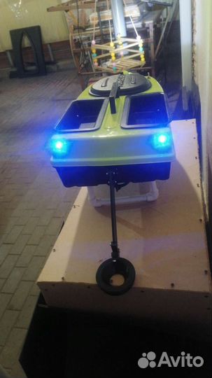 Прикормочный кораблик