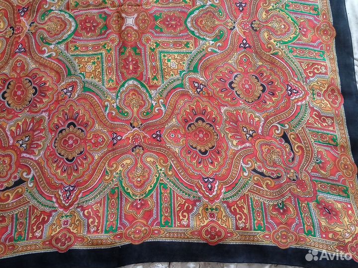 Шёлковый платок, 80*85 см