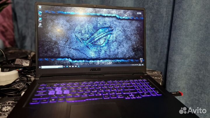 Ноутбук Asus tuf gaming F17 fx706l