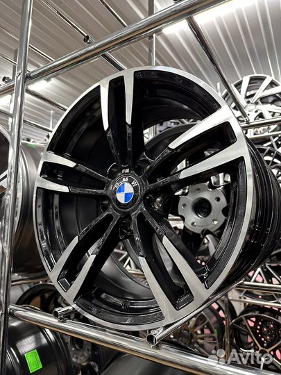 BMW r17 5*120 черные 343 стиль