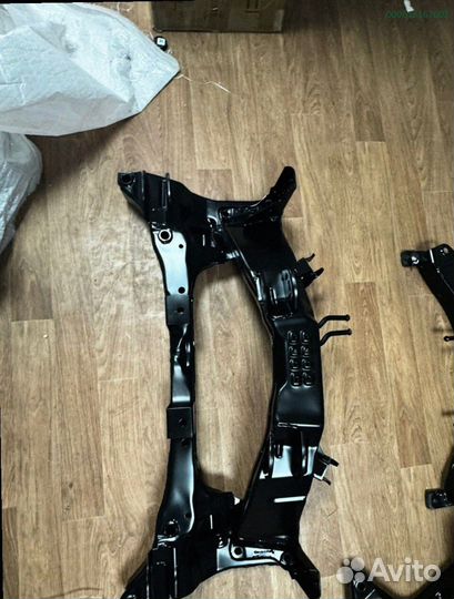 Пoдрамни задний Мitsubishi Outlander 1 (Арт.62580)