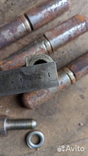 Петли для гаражных ворот