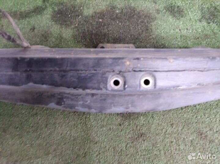 Усилитель заднего бампера Mercedes-Benz 280 седан