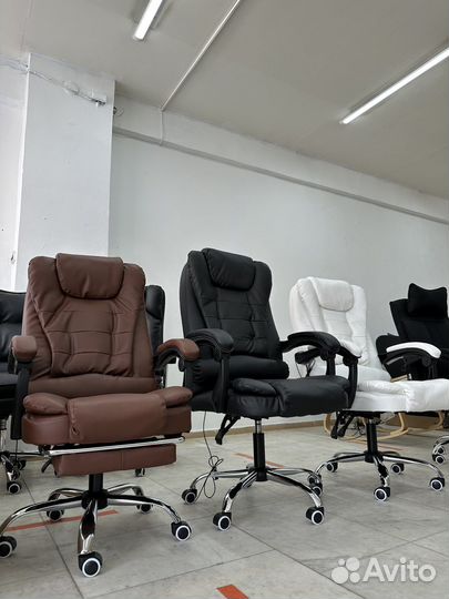 Офисное кресло руководителя
