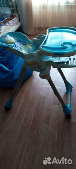 Детский стульчик для кормления