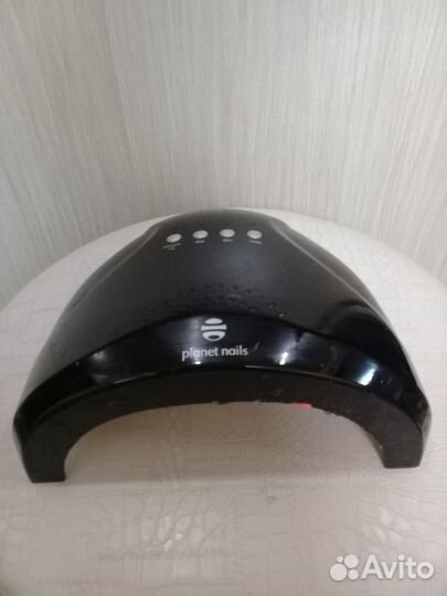 Лампа для сушки ногтей