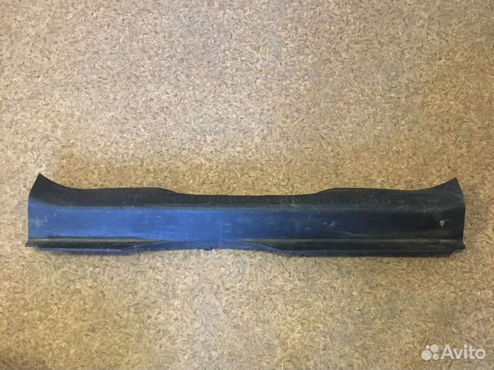 Накладка багажника внутренняя 2009-15 Renault