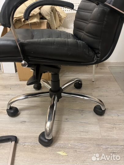 Компьютерное кресло