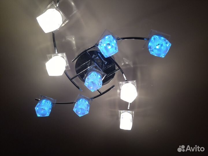 Люстра потолочная