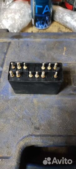 Комбинированное реле дворников и стеклоочистителя