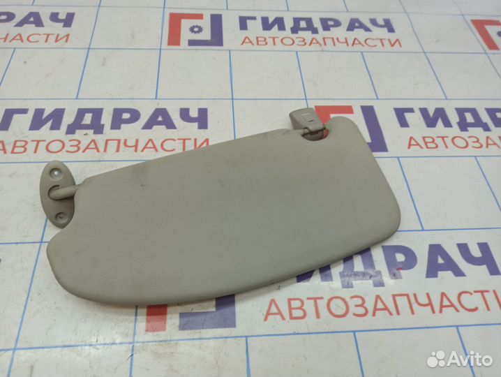 Козырек солнцезащитный правый Ford Focus 2 1708997. Потертости