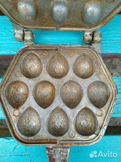 Форма для выпечки орешков СССР