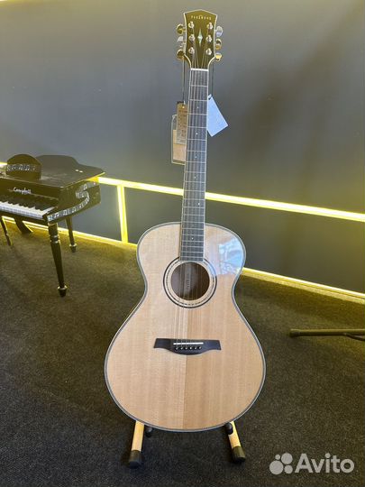 Акустическая гитара Parkwood P630