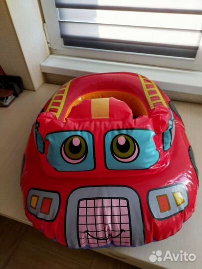 Круг и матрасик для купания