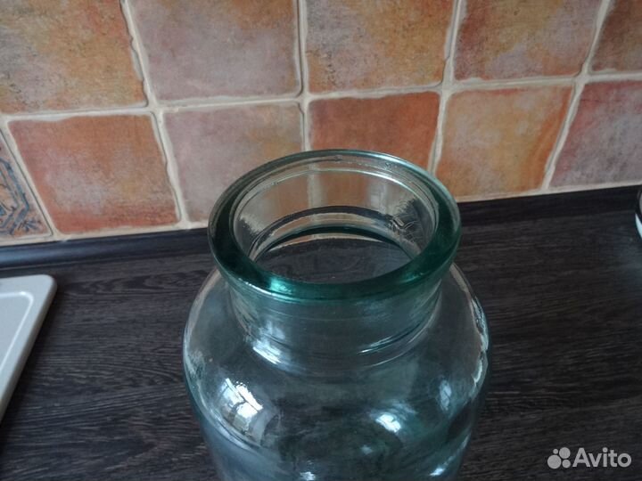 2 старинные бутылки