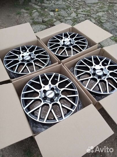 Новые диски R15 5*100 Polo, Rapid