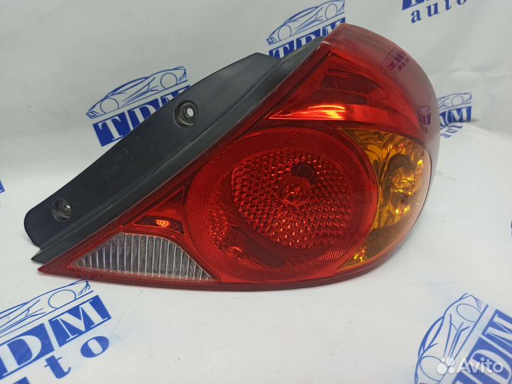 Фонарь задний правый киа спектра