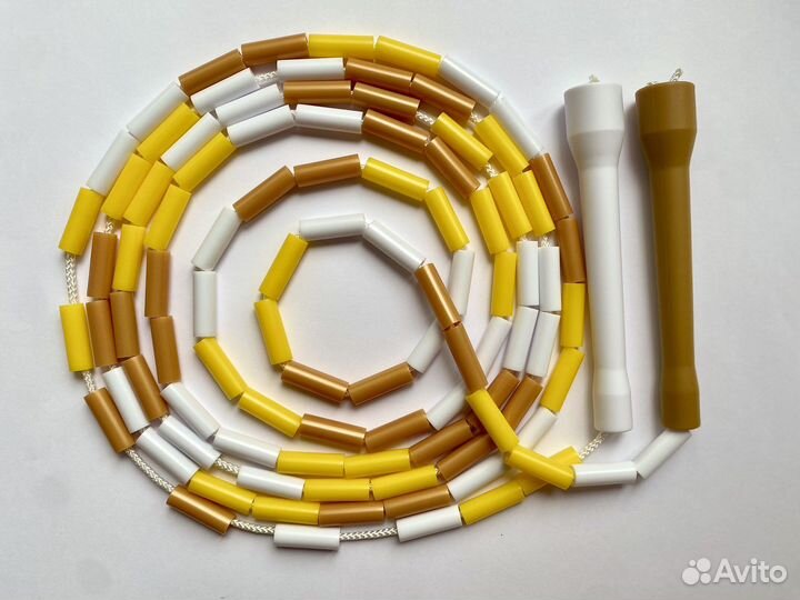 Бисерная скакалка с короткими ручками