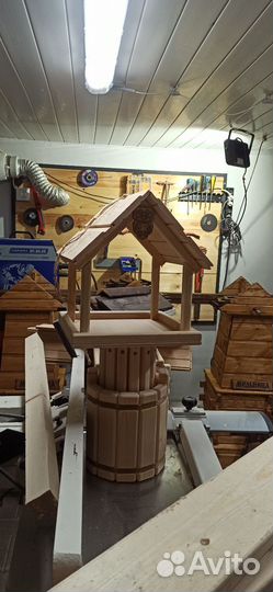 Кормушка для птиц из дерева