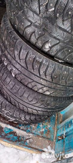 Bridgestone Ice Cruiser 7000 265/65 R17