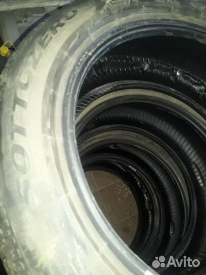 Pirelli Winter Sottozero 245/50 R18 64L