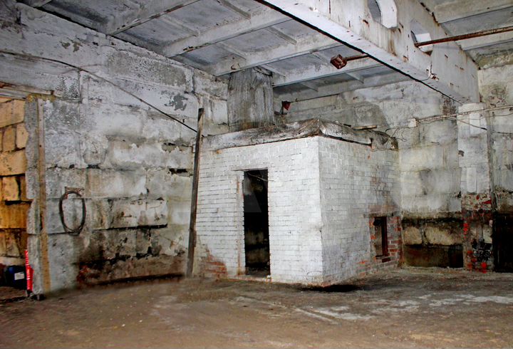 Здание, 1418 м²