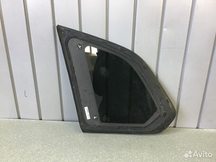 Стекло кузовное глухое правое BMW X5 E70 2007-2013