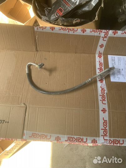 Шланг для кондиционера Kia Optima 3 10-15 гв