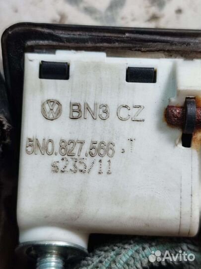 Кнопка крышки багажника Audi A4 B8