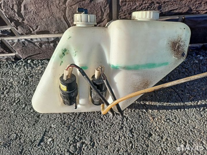 Бочек омывателя ваз