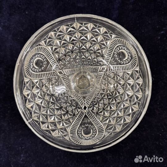 Старинная ваза на ножке креманка мальцов стекло