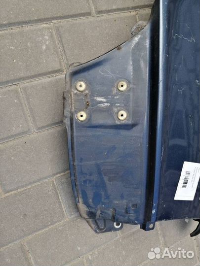 Крыло переднее Правое Ауди 80 Б3 90