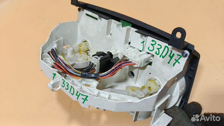 Блок управления отопителем для Mazda 3 2003-2009