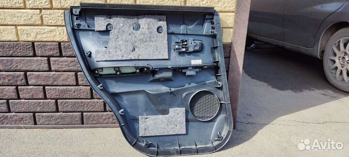 Обшивка двери задняя правая Mitsubishi Asx