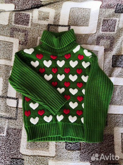 Свитер