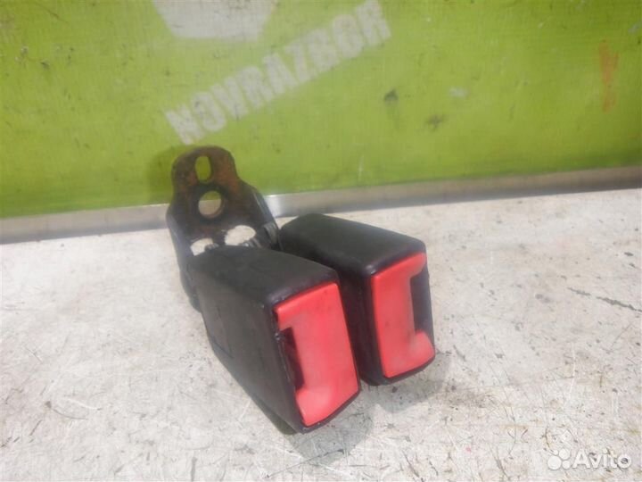 Ответная часть ремня безопасности Форд Фокус 1