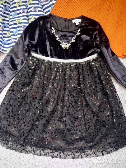 Нарядное платье для девочки 3-4 года