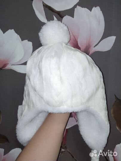 Шапка для девочки новая