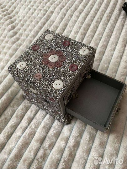 Шкатулка для украшений/мелочей