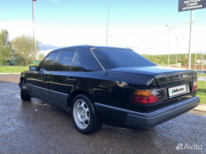 Mercedes-Benz W124 2.3 МТ, 1993, 370 000 км