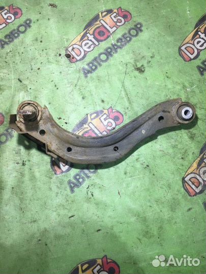 Рычаг задний левый Honda Civic 8
