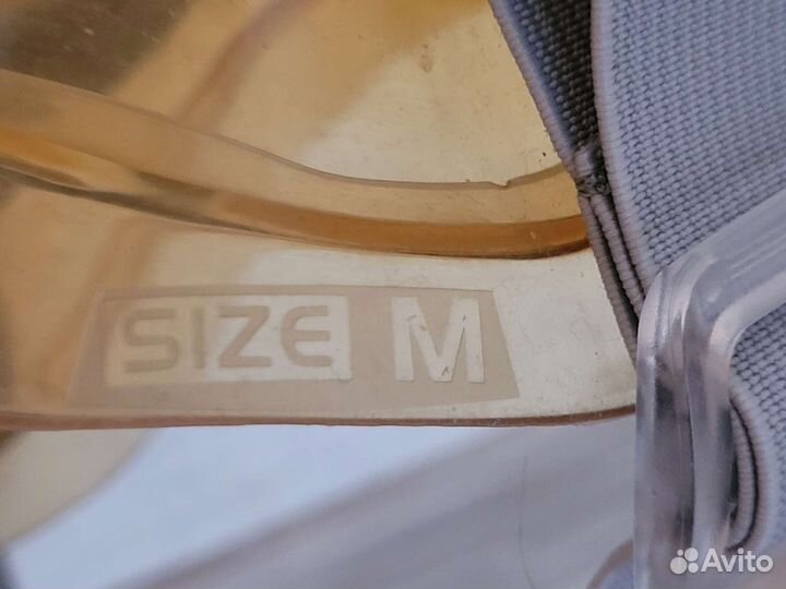 Маска, нарукавники, ласты, мяч