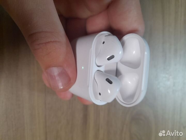 Airpods 2